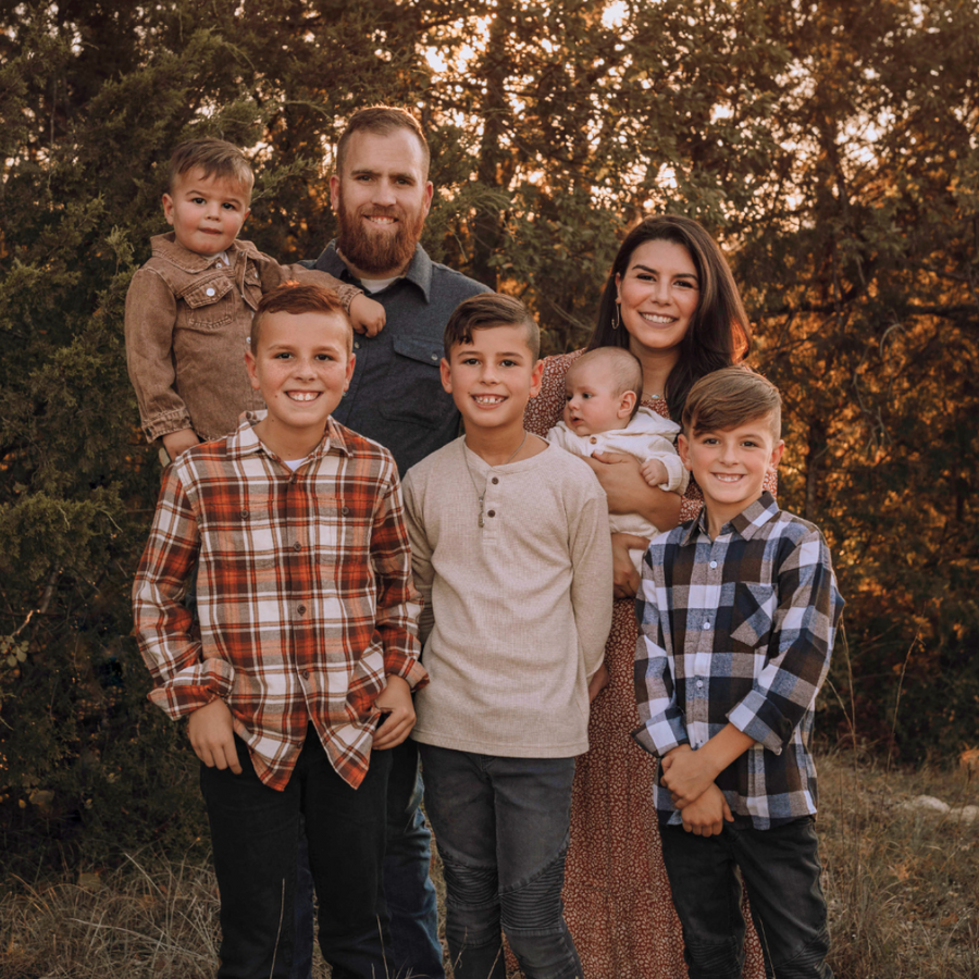 Hollie and Nate with their five boys